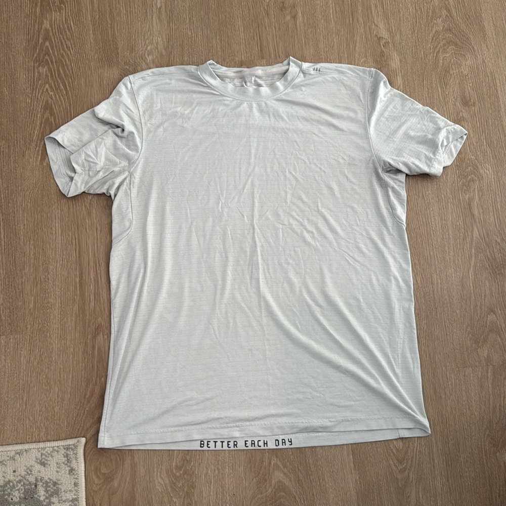 Lulu lemon T shirt size XL